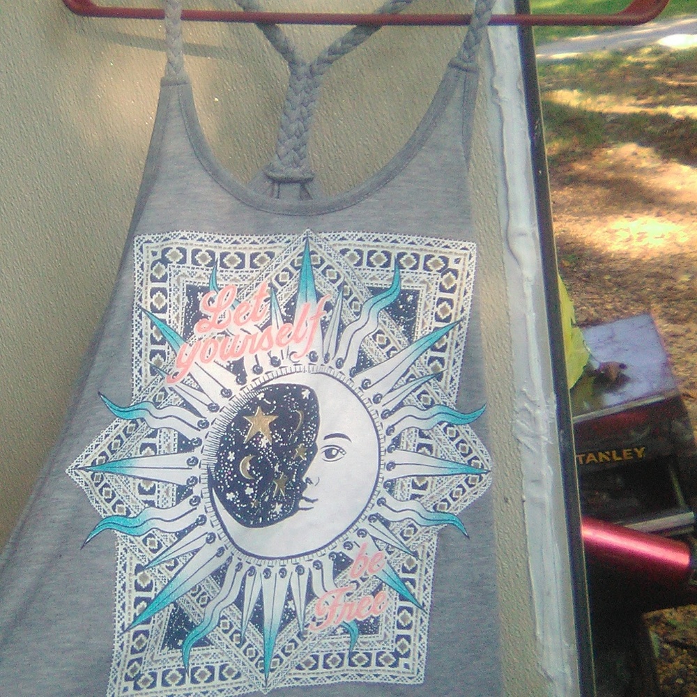 Razor back tank top